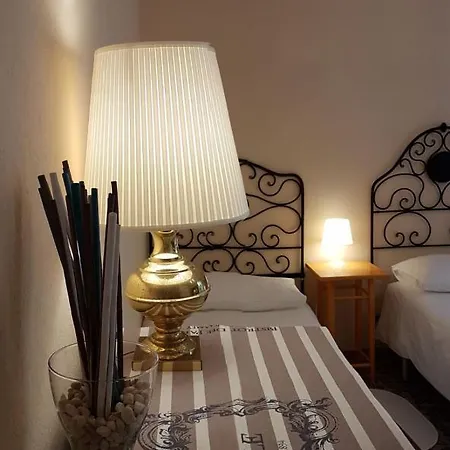 Casa Del Priore Couette-café Sestri Levante