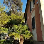 Casa Del Priore 住宿加早餐酒店 东塞斯特里