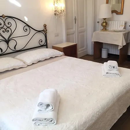Casa Del Priore فندق مبيت وإفطار